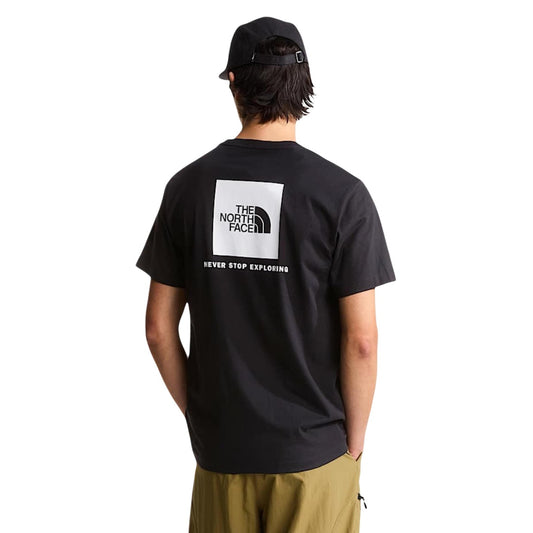 T-shirt The North Face uomo nera con stampa logo - vista posteriore retro indossata da modello
