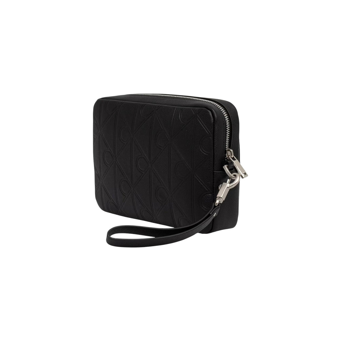 Pochette Uomo Calvin Klein XL Embossed; Nero. 100% Vera pelle con loghi incisi, chiusura zippata, tracolla e laccetto da polso removibili. Dimensioni generose (16x22 cm), stile casual-luxury 4 stagioni. Vista posteriore 
