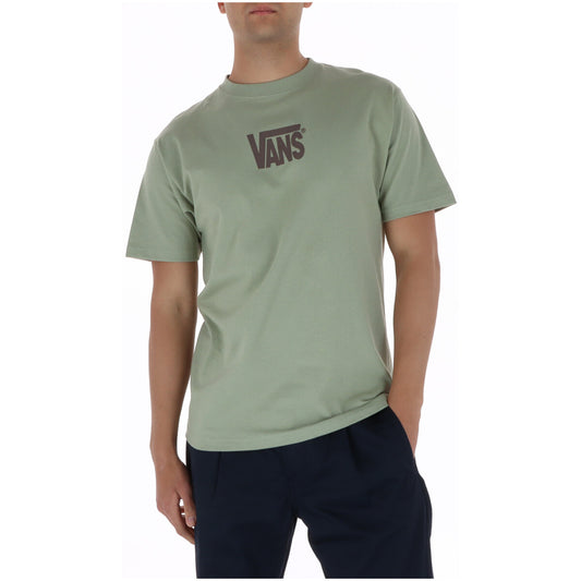 T-shirt Vans Uomo Verde; 100% Cotone. Vestibilità classica, maniche corte, girocollo. Logo stampato frontale, lavabile a macchina a 30°C. Stile streetwear autentico. Vista frontale 