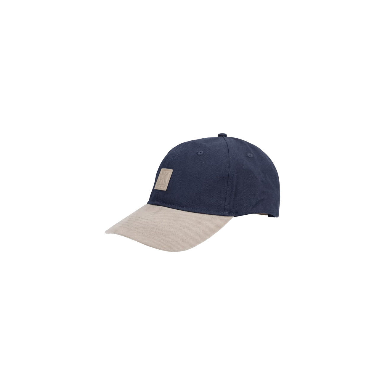 Cappello Visiera Uomo Calvin Klein Colorblock; Blu. 100% Cotone traspirante, patch logo frontale a rilievo, cinturino posteriore regolabile con fibbia in metallo. Stile casual e sportivo 4 stagioni.