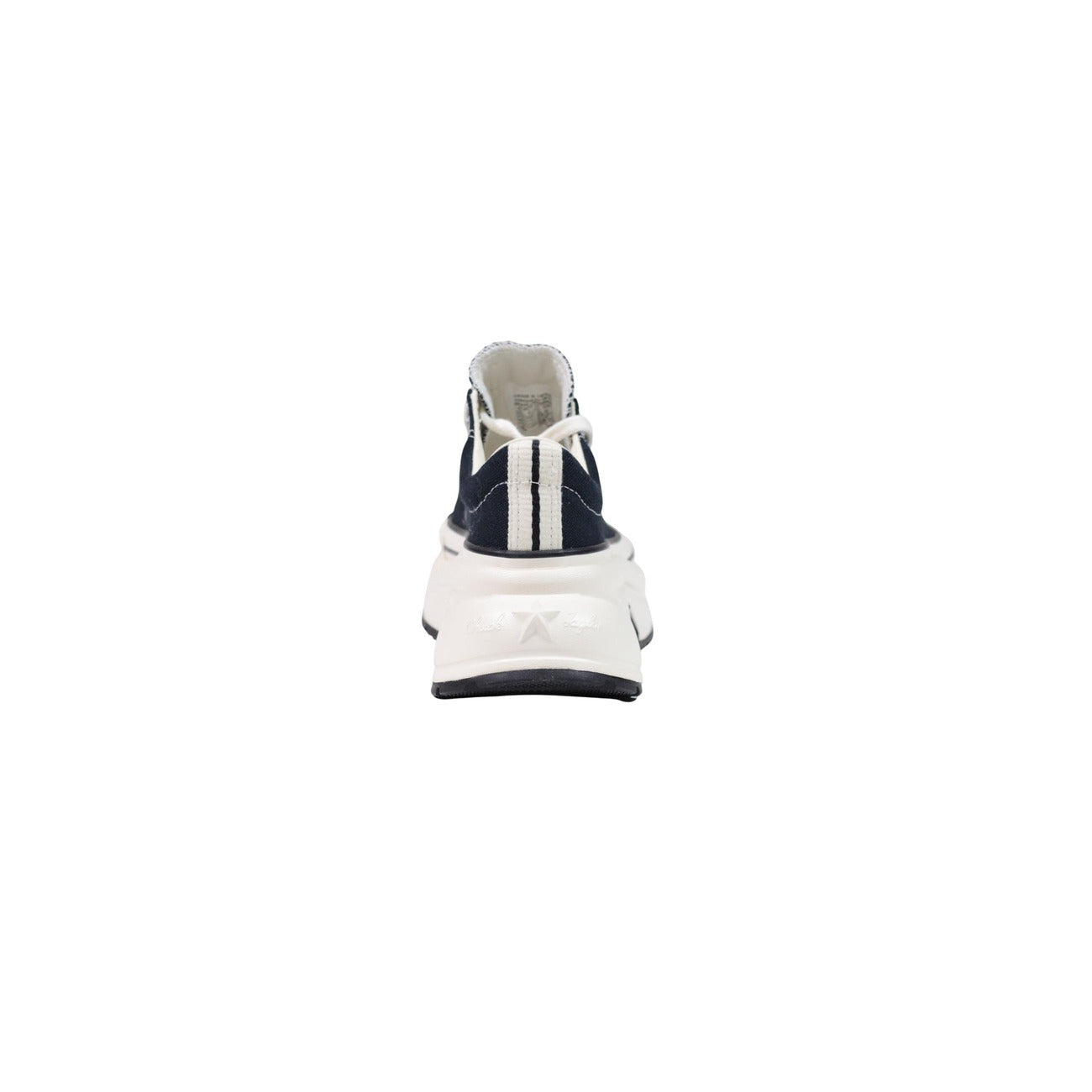 Sneakers Converse Run Star Crush OX nere donna A18465C. Scarpe sportive da donna nere e bianche con suola platform chunky 5 cm, tomaia in tessuto, allacciatura stringata e dettagli a contrasto, scarpe casual urban 4 stagioni.