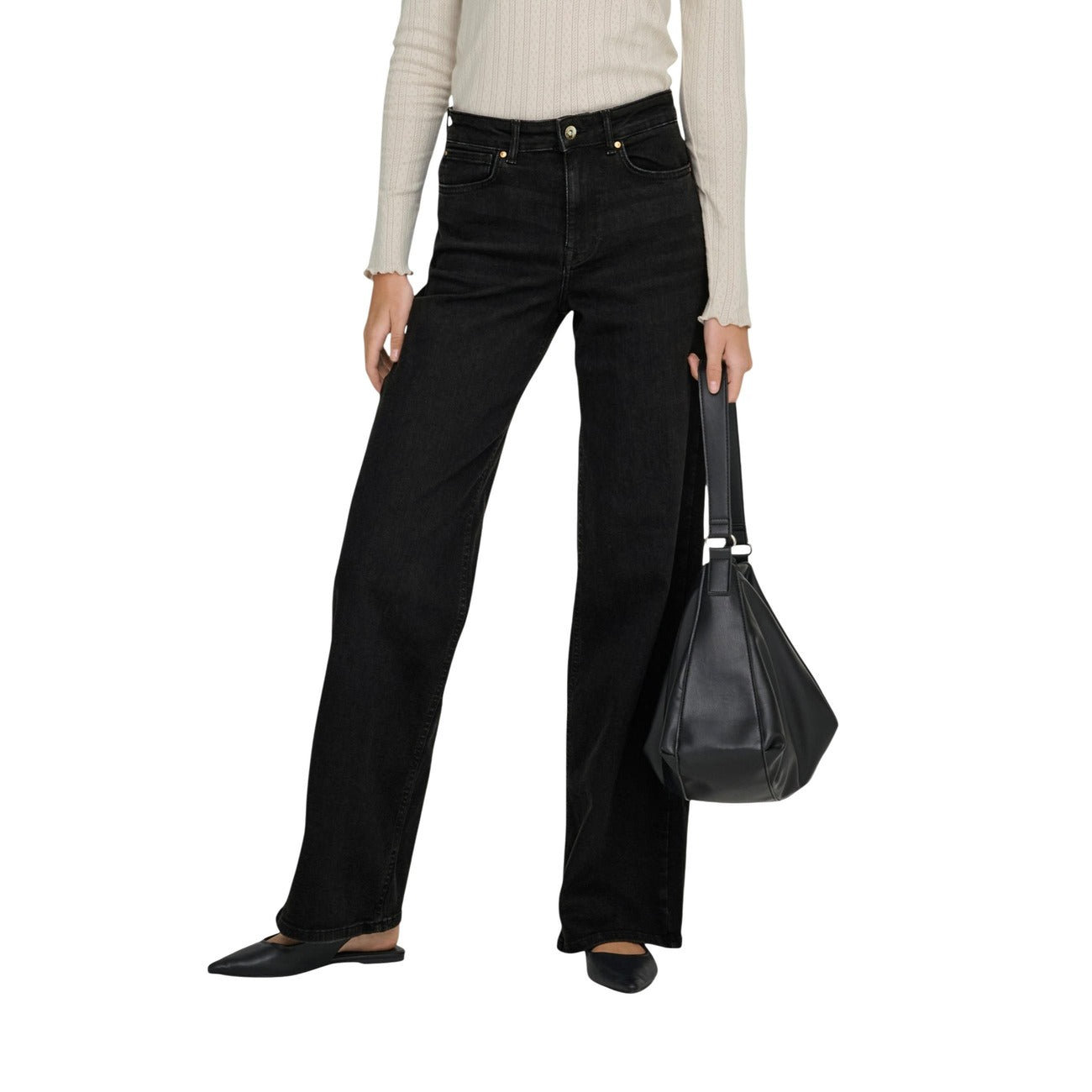 Only ONLMADISON Wide Leg Jeans nero; vita alta, lavaggio denim scuro, tessuto stretch riciclato. Il jeans largo e comodo per ogni occasione. Vista frontale 