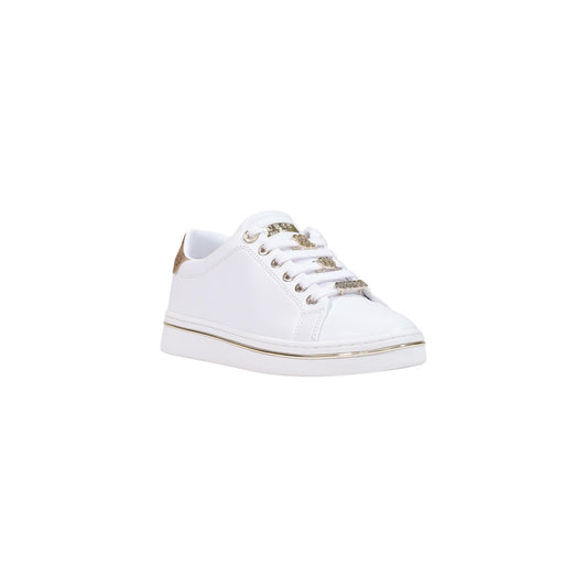 Sneakers Basse Donna Bianche Guess Stasey4; Scarpa tennis in poliuretano con dettagli dorati e tallone monogram. Suola piatta stabile con tacco di 2 centimetri, interno in tessuto e stile urban-chic. Frontale 
