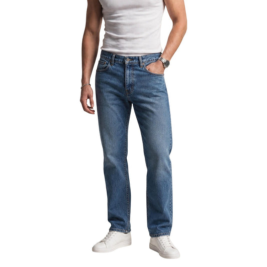 Jeans Tapered Blu Uomo Levi's®; Tessuto stretch 5 tasche in 70% cotone, 28% lyocell e 2% lycra. Modello a gamba affusolata con vita regular e chiusura a zip, stile casual essentials 4 stagioni. Vista frontale 