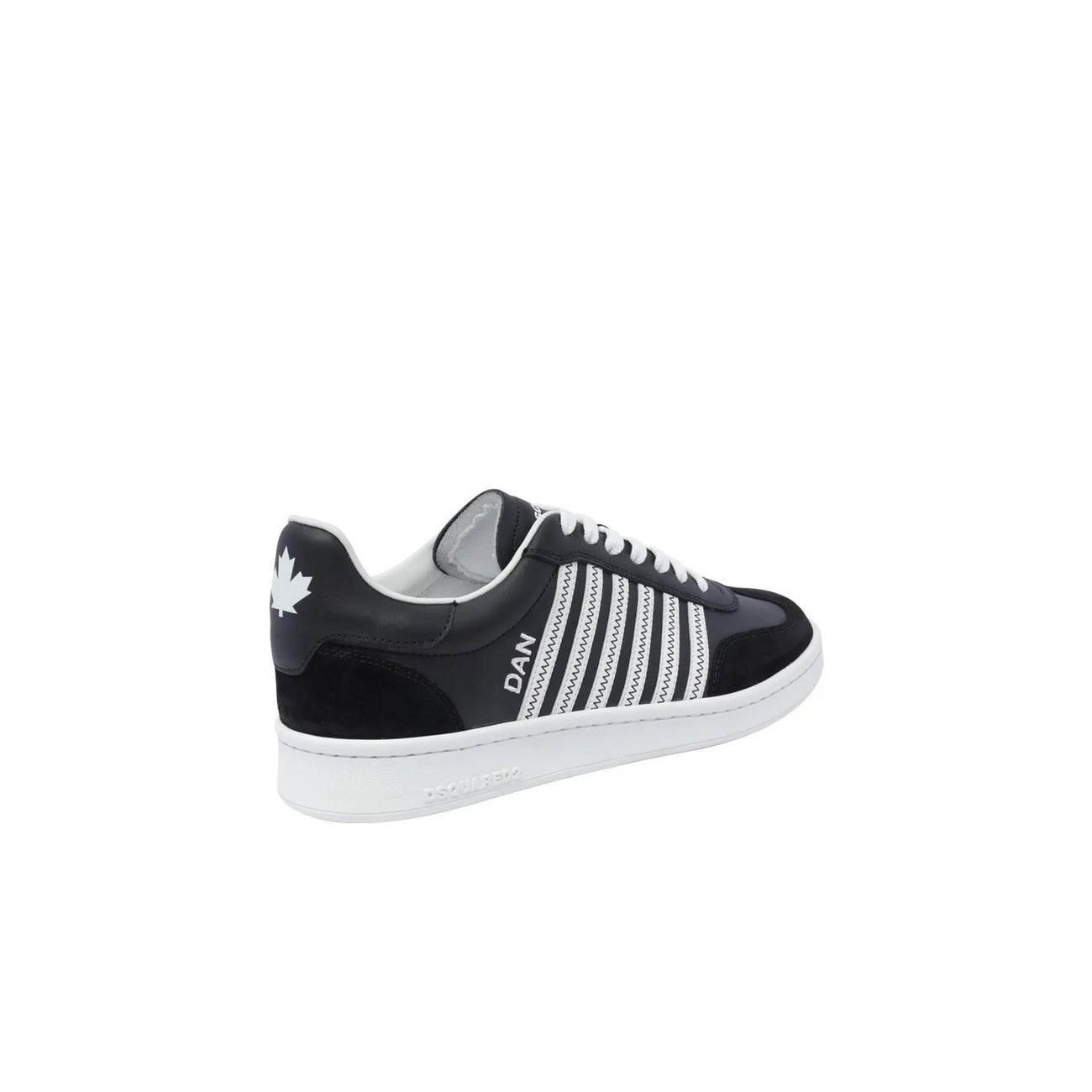 Sneakers Dsquared BOXER uomo nere con lacci suola gomma 100% pelle - vista posteriore retro laterale