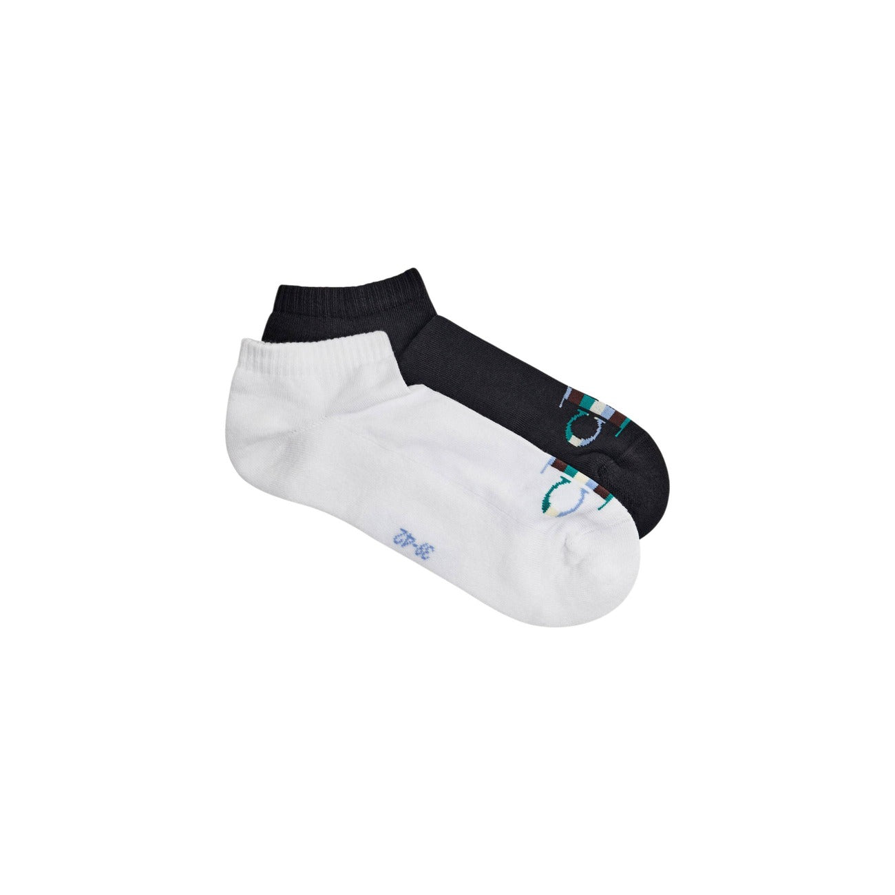 Pack 2 Paia Calzini Sneaker Calvin Klein Jeans; Nero e bianco. 81% Cotone, 19% Fibre tecniche. Logo monogramma ricamato, taglio basso, traspirabilità e vestibilità stretch. Vista frontale 