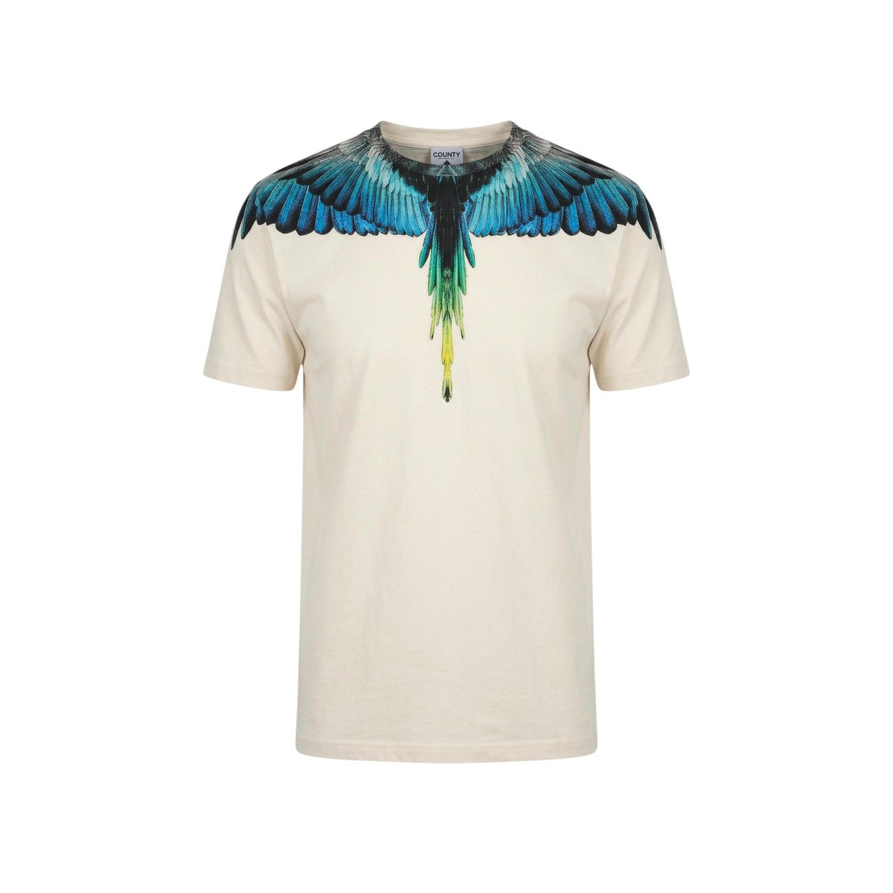 T-shirt County of Milan Wings; 100% Cotone. Grafica ali su spalle e petto, vestibilità regular. Maglia uomo iconica, fresca e confortevole per la stagione PE26. Vista frontale Stesa 