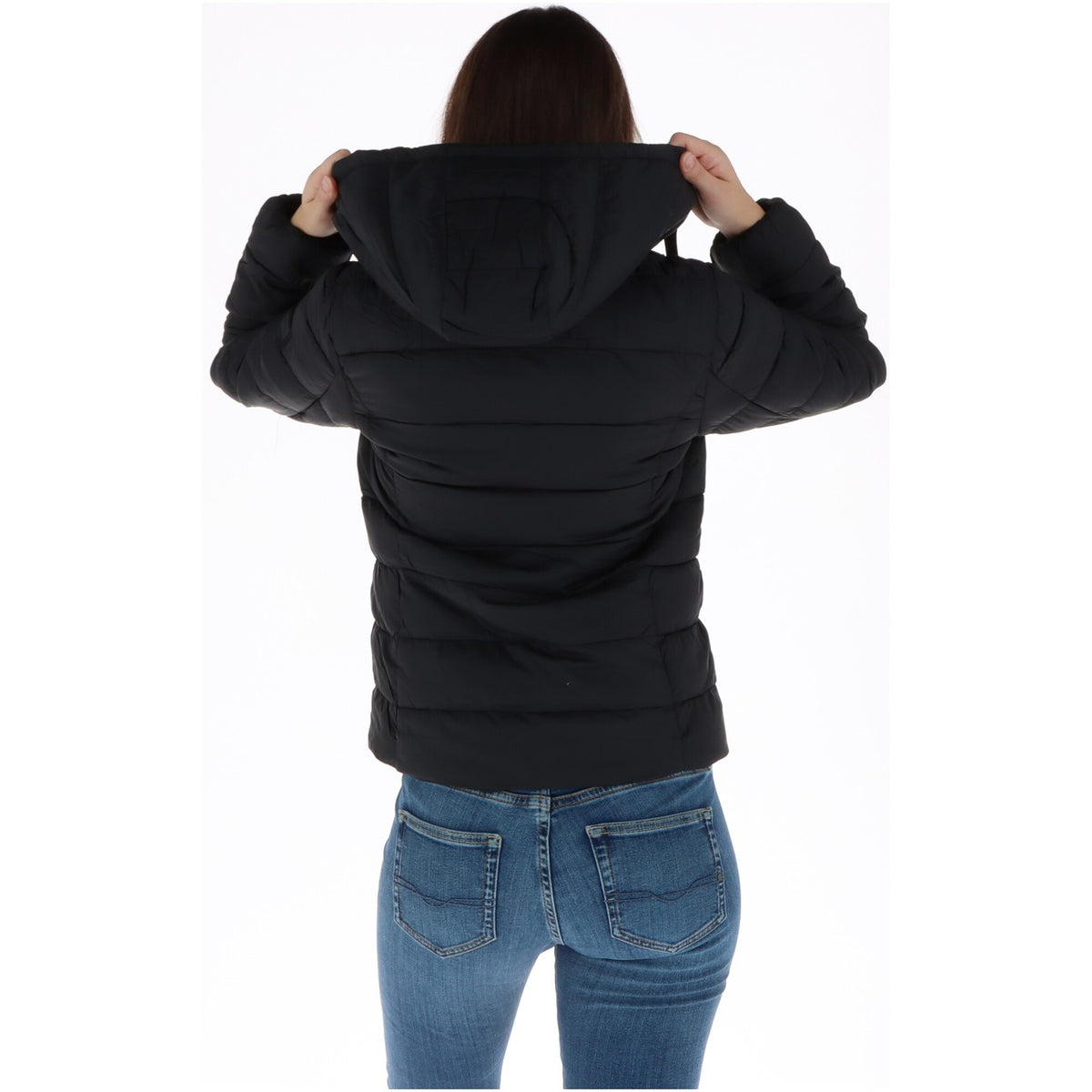 Piumino nero donna Pepe Jeans – Giacca imbottita leggera in materiale riciclato PL4024500.