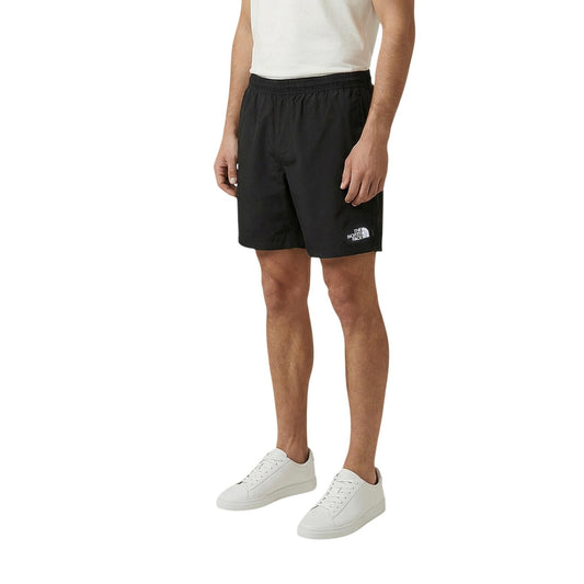 The North Face Class V Pathfinder Shorts; nylon elasticizzato, vita con coulisse, logo stampato. Il pantaloncino tecnico per la massima libertà di movimento. Vista laterale 