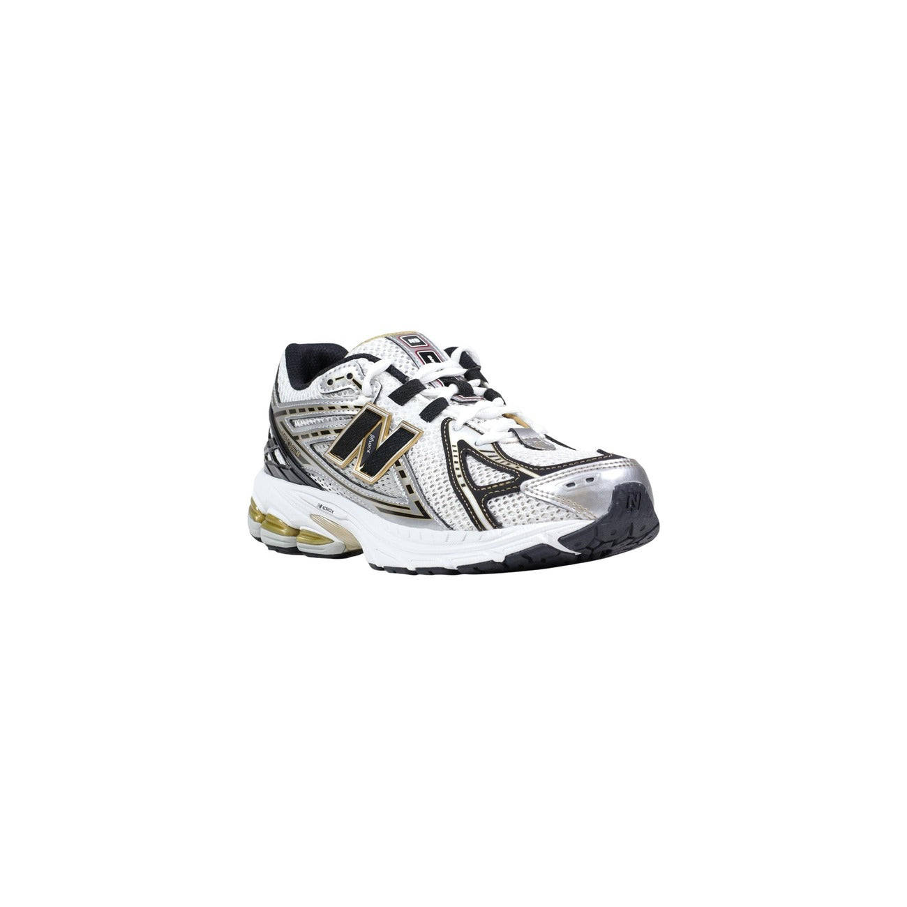 scarpa da ginnastica New Balance 1906R in colorazione argento metallizzato, bianco e nero. 
Vista frontale 