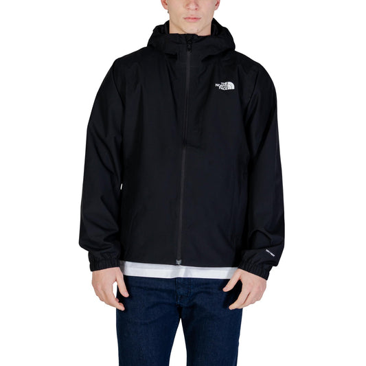 Giacca The North Face uomo nera con cappuccio cerniera tasche 100% poliestere - vista frontale indossata da modello figura intera