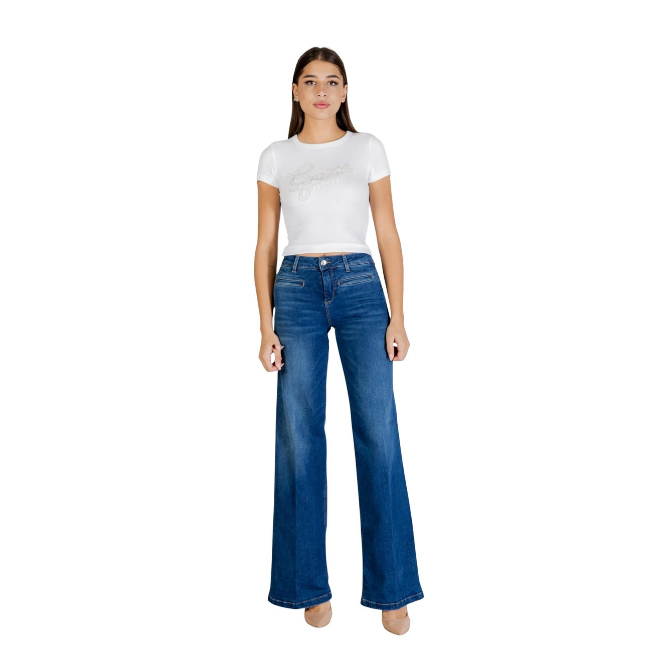 Jeans Flare Liu Jo Bottom Up; 98% Cotone, 2% Elastam Blu. Vita alta, gamba a zampa, vestibilità modellante. Denim donna 4 stagioni, elegante e stretch. Vista frontale figura intera 