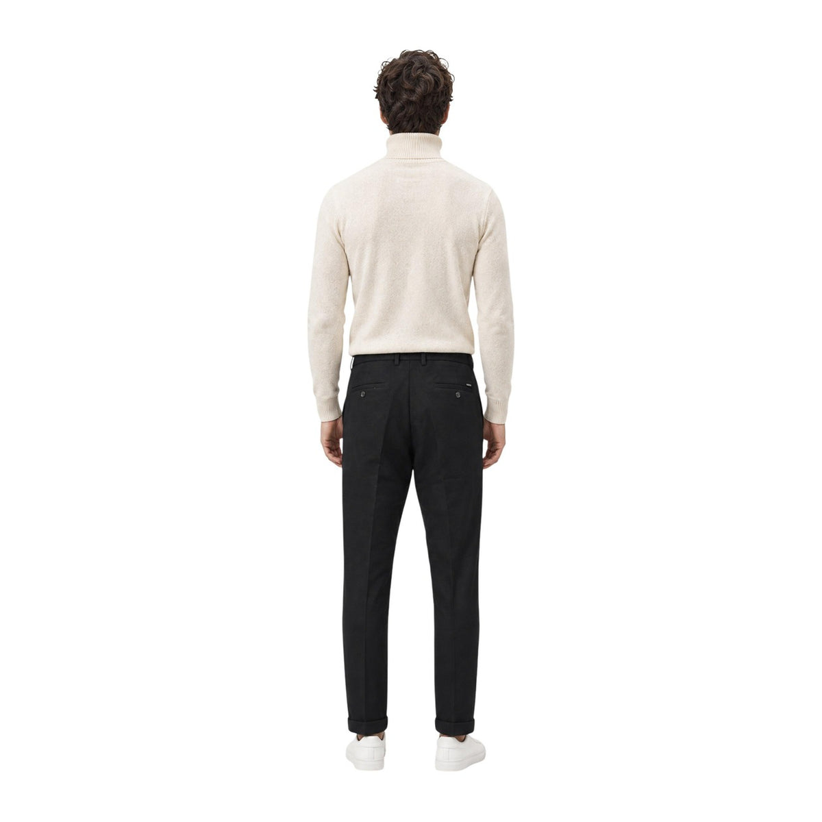 Pantalone nero uomo Gianni Lupo GL5165BD-F26. Pantaloni casual quattro stagioni regular fit in tessuto elasticizzato con risvolto al fondo.