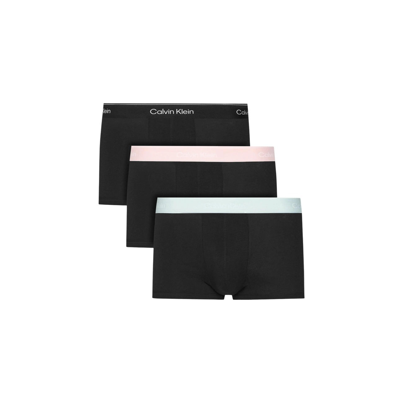 Pack 3 Boxer Low Rise CK; Cotone Stretch. Vita bassa, 95% Cotone, fascia logata a contrasto. Traspiranti, aderenti e progettati per il massimo supporto. Stile versatile per ogni occasione. Fascia Nero rosa e verde/azzurro