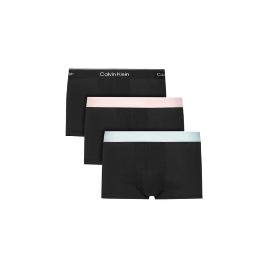 Pack 3 Boxer Low Rise CK; Cotone Stretch. Vita bassa, 95% Cotone, fascia logata a contrasto. Traspiranti, aderenti e progettati per il massimo supporto. Stile versatile per ogni occasione. Fascia Nero rosa e verde/azzurro