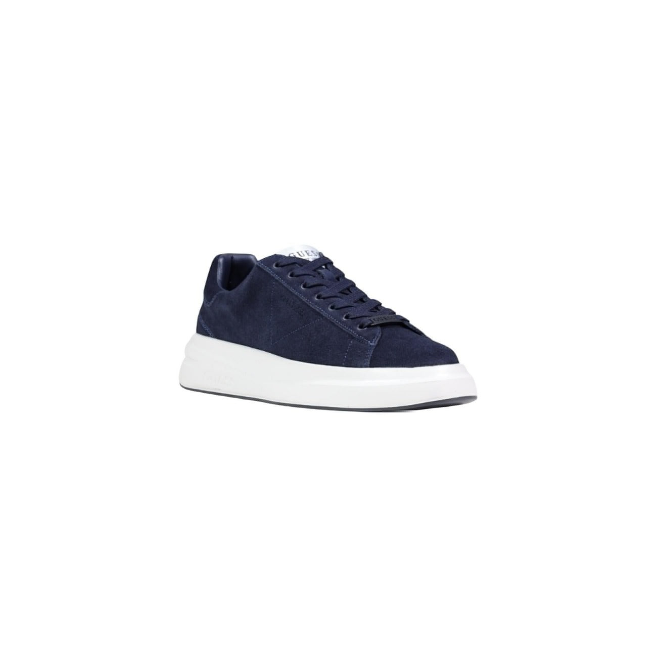 Guess Sneakers Elba Suede; scarpa sportiva blu uomo in pelle scamosciata, design pulito con suola resistente e logo iconico. Stile contemporaneo e comfort quotidiano. Vista frontale 