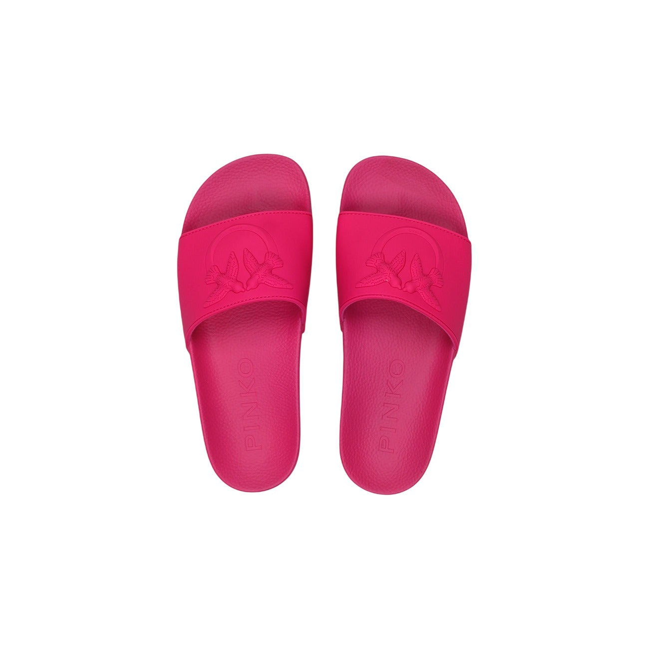 Slide Pinko DILLY 01; 100% PVC. Logo Love Birds in rilievo, fascia ampia, suola sagomata. Ciabatte donna resistenti e facili da pulire per la PE26. Colore fucsia vista dall’alto 