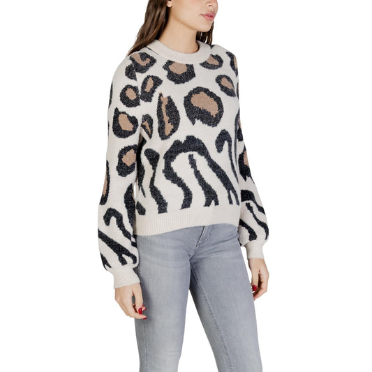 Maglia Jacqueline De Yong donna beige con stampa animalier manica lunga - vista laterale indossata da modello
