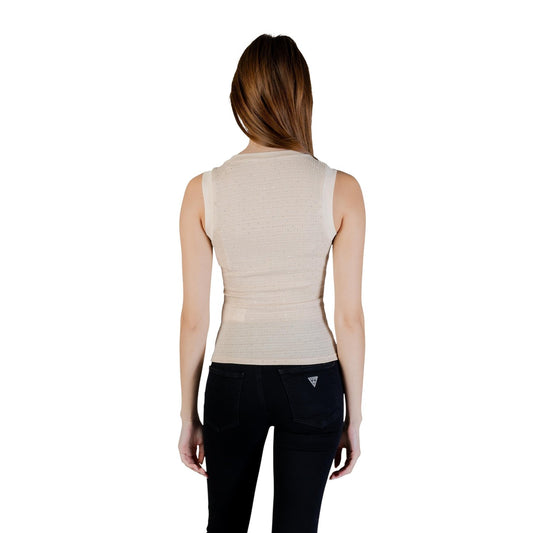 Dettaglio canotta Guess SL FRANCINE SMOCK HOTFIX donna beige con applicazioni hotfix e vestibilità regular