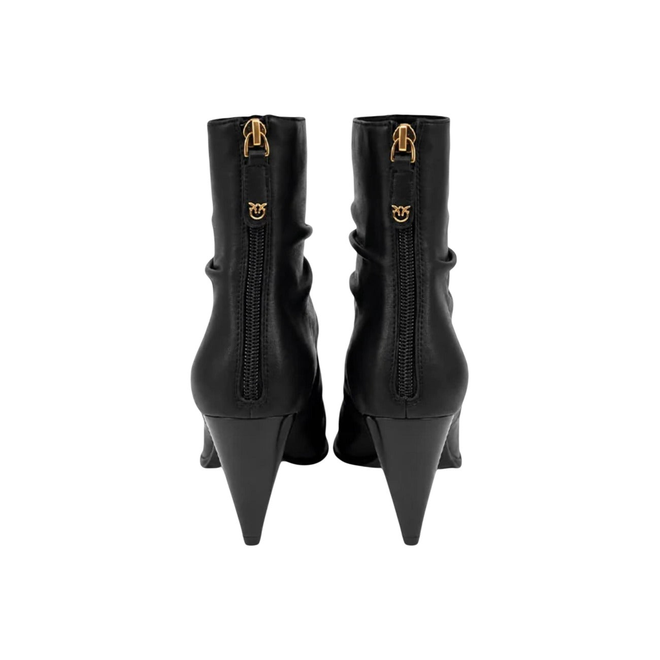 Stivaletti Pinko VANE 02 neri da donna SD0587P003. Ankle boots eleganti neri a punta con effetto arricciato, tacco alto 9 cm a rocchetto e cerniera zip dorata sul retro con tirante logo, scarpe da sera e mezza stagione.