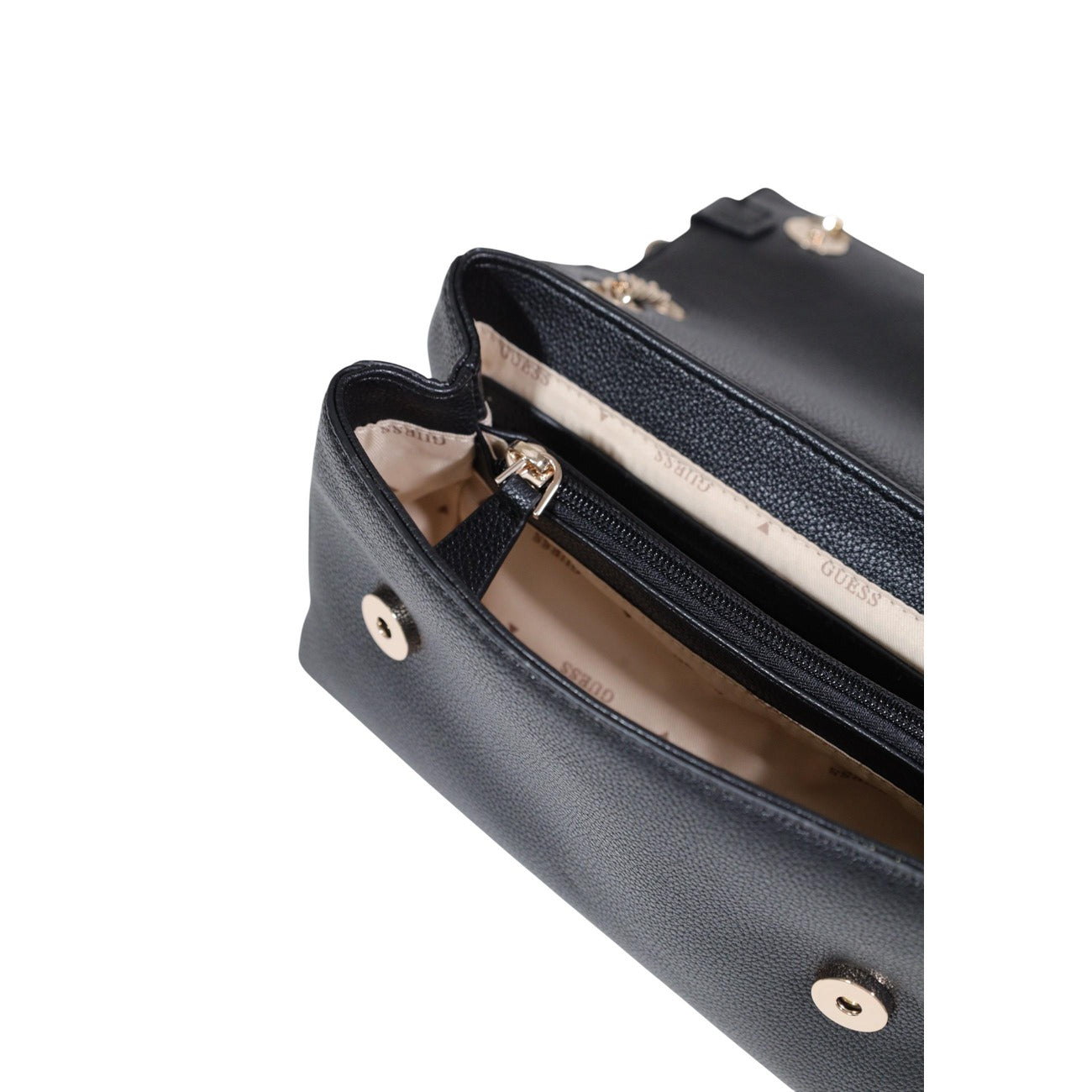 Borsa Guess Yesba Convertible Xbody; 100% Poliuretano. Chiusura con patta e fibbia, dettagli metallici, tracolla removibile. Borsa media elegante, versatile e sicura. Colore nero. Vista frontale Apertura 