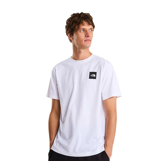 T-shirt bianca TNF Evolution Box Half Dome, vestibilità regular, tessuto traspirante con stampa logo a riquadro sul davanti. Vista frontale 
