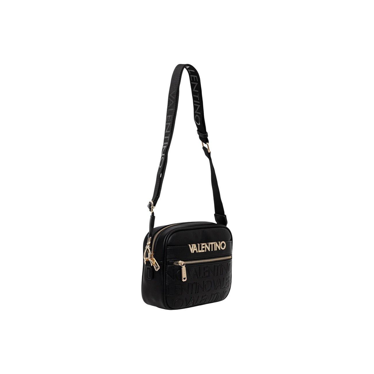 Borsa Media Nera Donna Valentino Bags Cora; Misure 8x16x8 cm. Tessuto 100% poliuretano stile camera bag con tasca frontale e chiusura a zip. Tracolla ampia in nastro regolabile con scritte logo, stile casual 4 stagioni. Vista con tracolla 