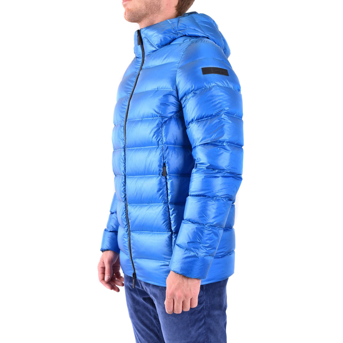 Giubbotto RRD Roberto Ricci Designs uomo blu royal V_30443. Giacca tecnica con cappuccio da uomo in tessuto elasticizzato e impermeabile, vestibilità slim fit con cerniera lampo e tasche anteriori, abbigliamento autunno inverno.