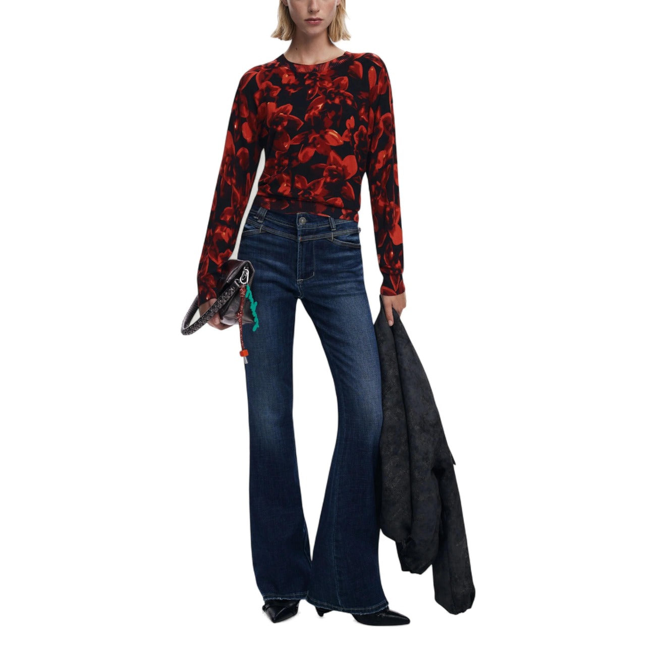 Desigual Maglia Donna Nera Floreale in 80% Viscosa 20% Poliammide a Manica Lunga con Scollo Tondo 25WWJF16