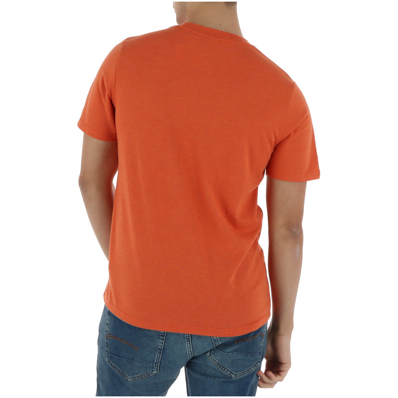 Superdry Vintage Logo Tee; stampa effetto craquelé, 100% cotone, vestibilità classica. La t-shirt arancione originale Superdry dal sapore vintage. Vista posteriore 