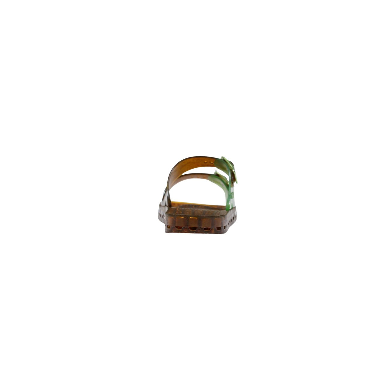 Ciabatte Sensi La Jolla Verdi; 100% PVC. Doppia fascia con fibbie, suola ergonomica traforata drenante, altezza 2 cm. Leggere, lavabili e iconiche. Stile moderno per spiaggia e piscina. Vista posteriore 