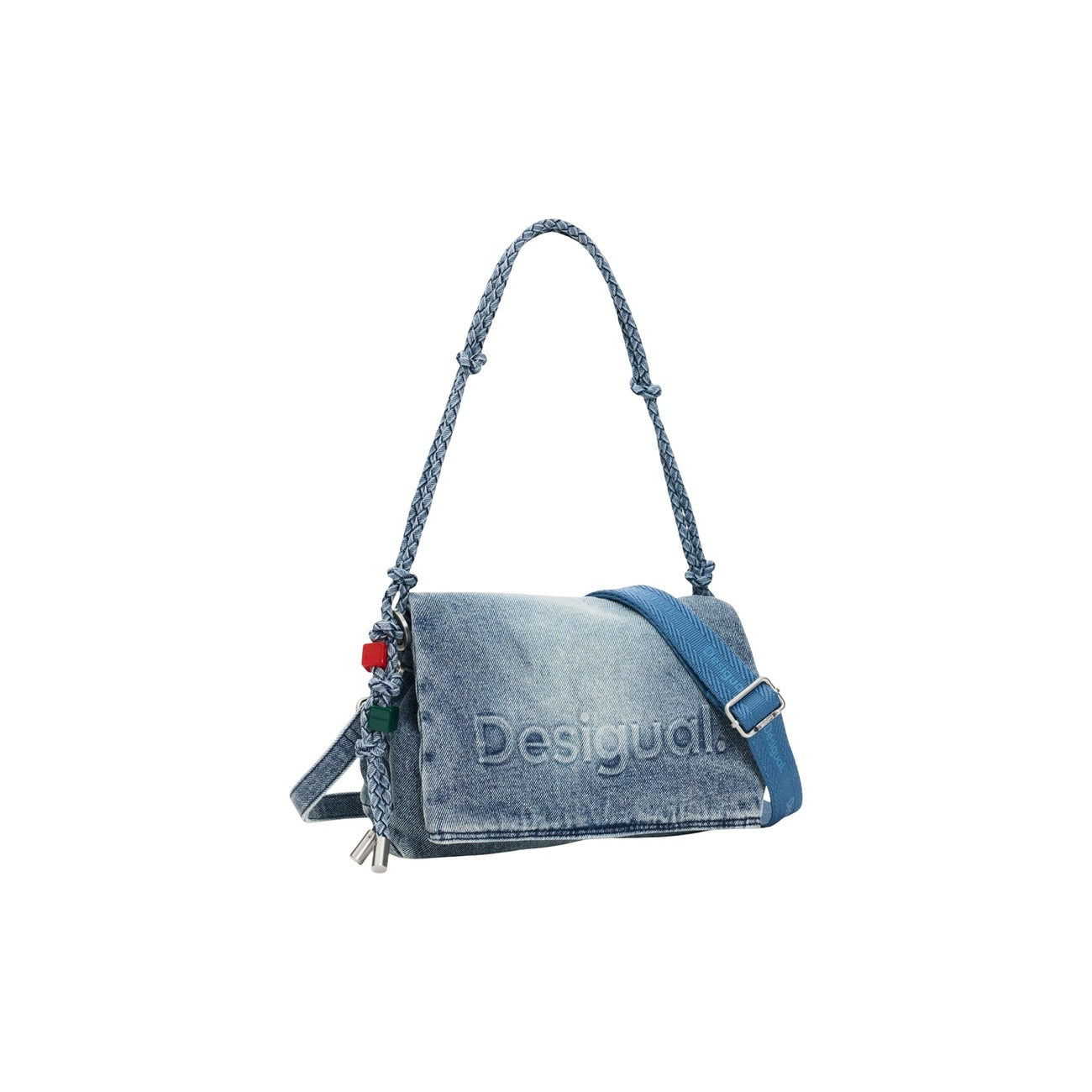 Borsa Desigual Denim; tracolle intercambiabili, charm portacarte, logo inciso tono su tono, chiusura doppia. Il must-have in denim della collezione SS26.