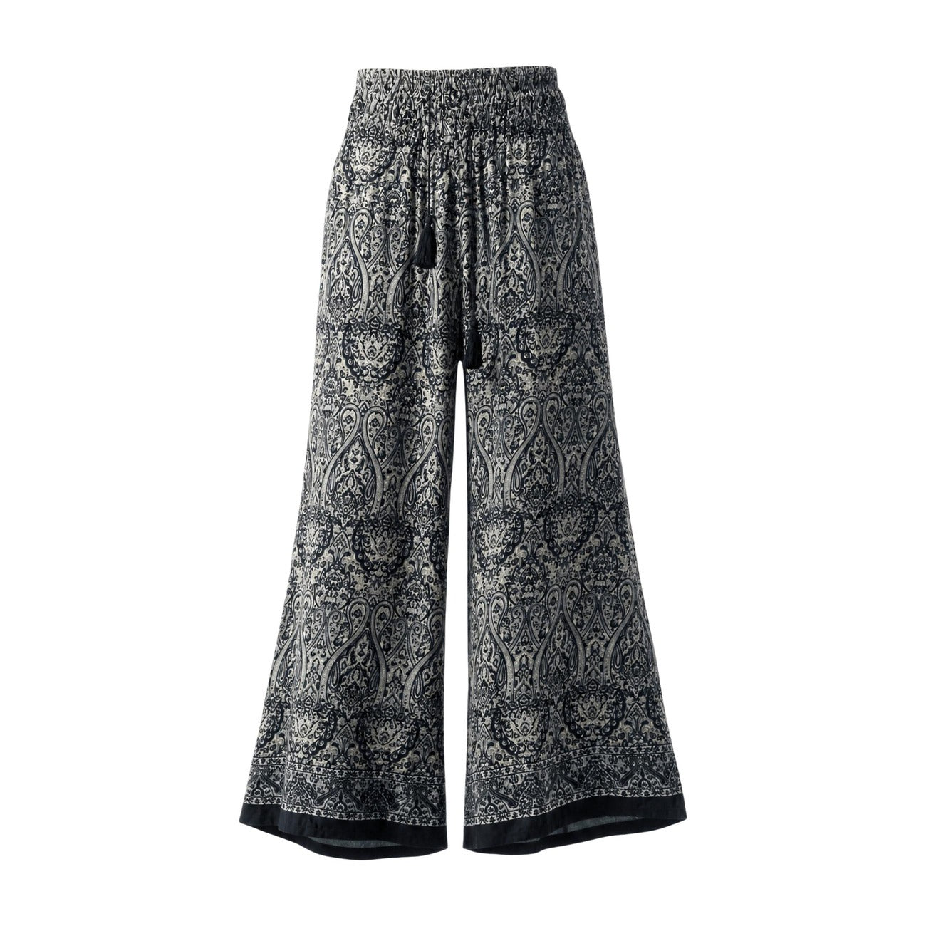Pantaloni Ampi Neri Ayfee; Misto Seta. Vita elastica con coulisse e nappine, tasche laterali, stampa grafica. Tessuto leggero, fresco e fluido per un look di tendenza.