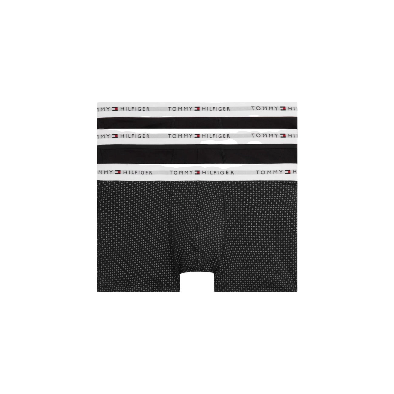 Pack 3 Boxer Trunk Tommy Hilfiger; Nero + Stampa Geometrica. 95% Cotone Rigenerato, fascia elastica con logo tricolore, vestibilità aderente. Traspiranti, sostenibili e dal design moderno. Vista stesa 
