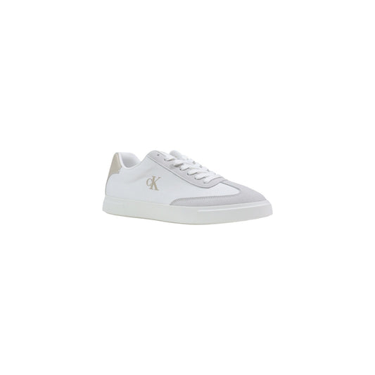 Calvin Klein Cotton Sneakers HM0HM02236; 100% cotone sostenibile, logo CK, suola piatta. Il design essenziale per uno stile di vita attento all'ambiente. Vista frontale 