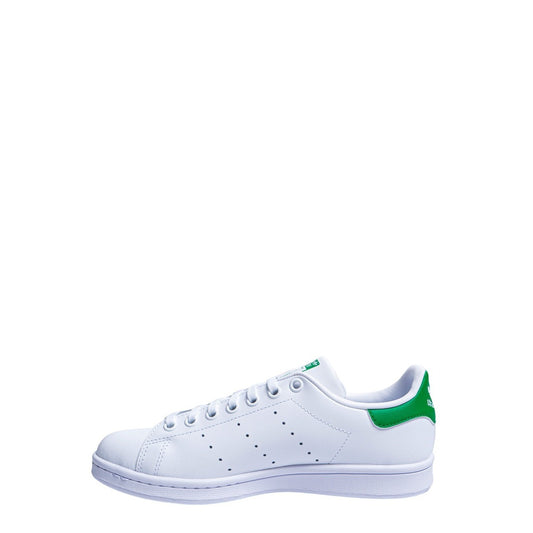 Sneaker adidas Stan Smith; 100% Pelle. Colore White/Green, soletta OrthoLite®, calzata regolare. Scarpa tennis iconica, minimalista e traspirante per la PE26.