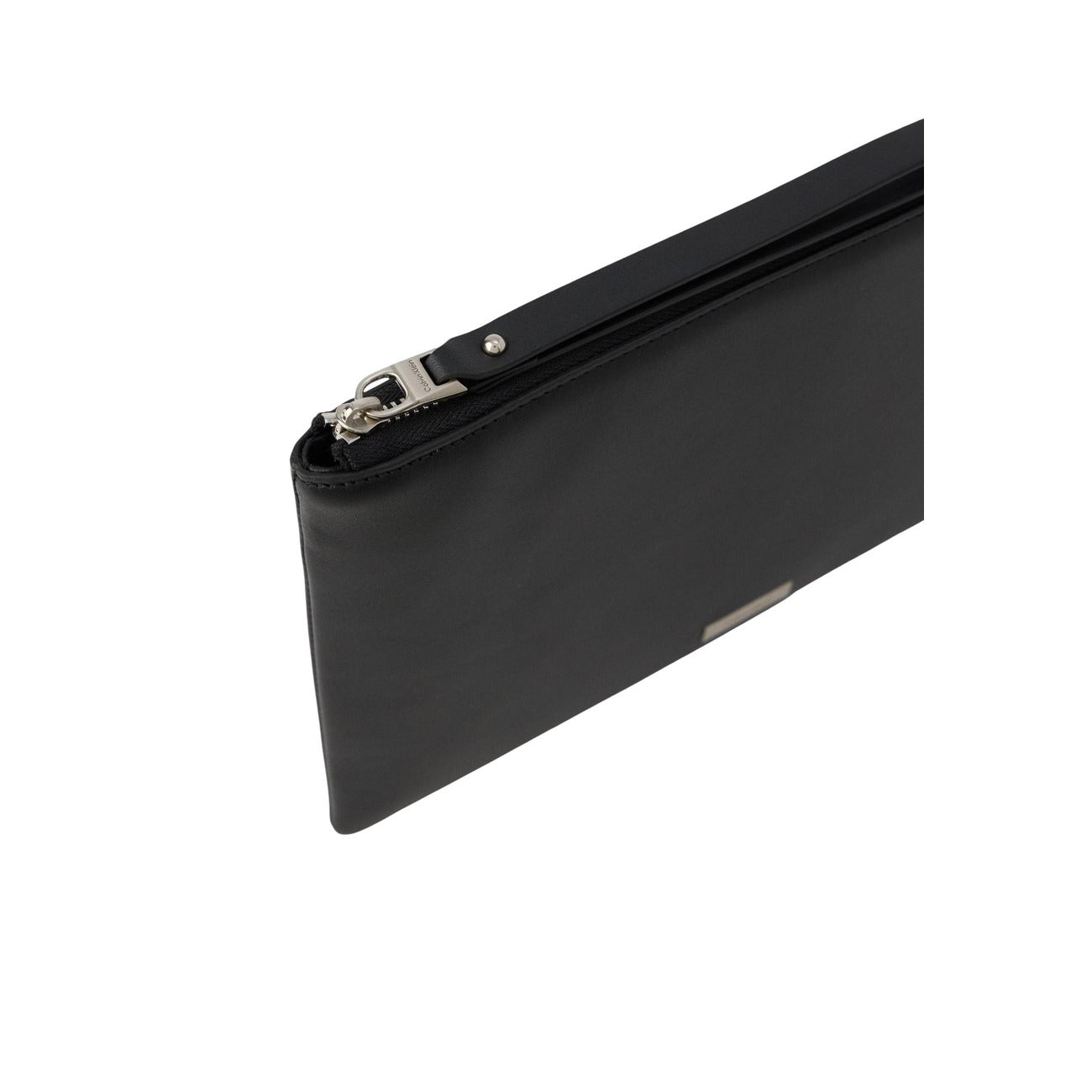 Borsa Calvin Klein uomo nera in pelle - vista dall'alto con dettaglio cerniera
