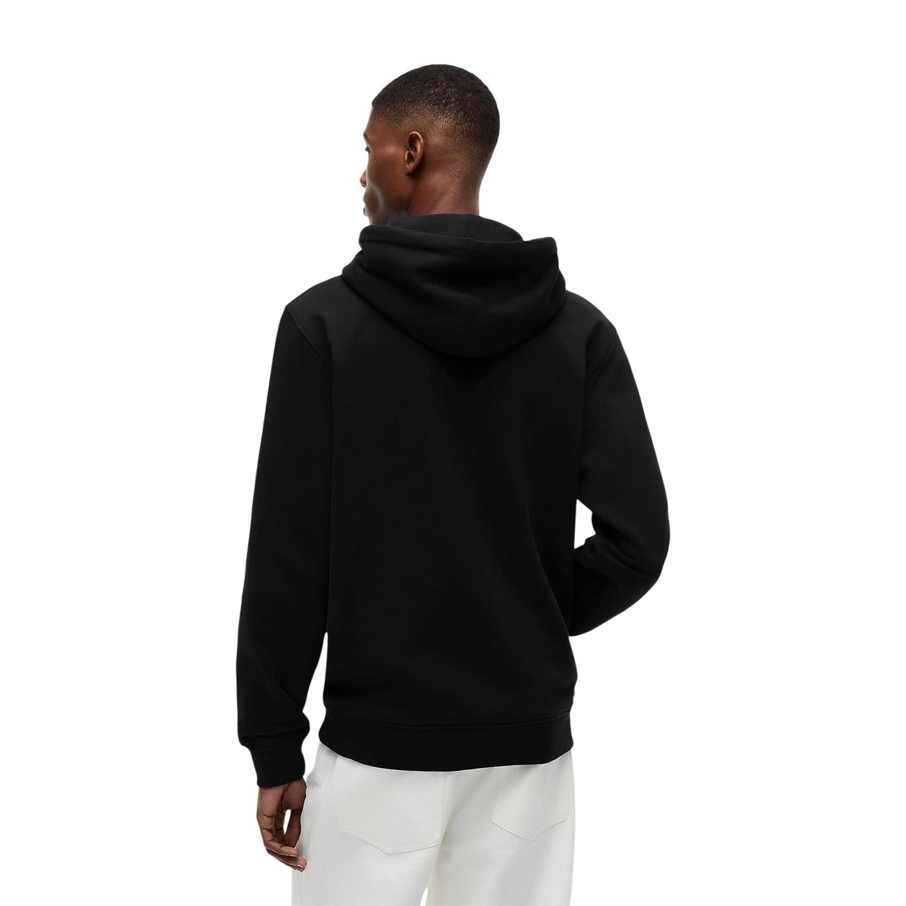 Felpa nero Tommy Jeans con Cappuccio; 100% Cotone Rigenerato. Tessuto pesante felpato, logo ricamato, vestibilità regular. Calda, sostenibile e ideale per il tempo libero. Posteriore 