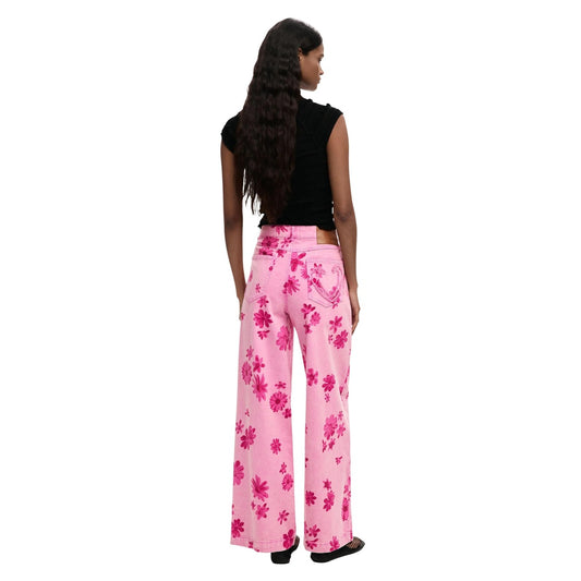 Jeans Wide Leg Floreali SS26; denim stampato, taglio ampio, 5 tasche, materiali eco-sostenibili. Il must-have artistico della stagione. Colore rosa vista posteriore 