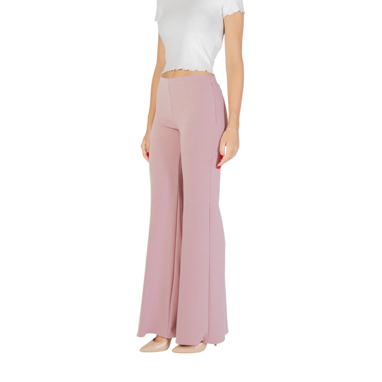 Pantaloni Rinascimento palazzo donna rosa con cerniera tasche 96% poliestere 4% elastan - vista frontale indossati da modello
