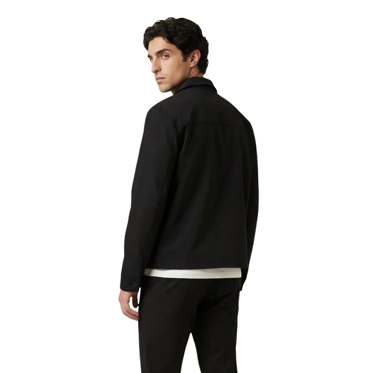 Camicia maniche lunghe Overshirt nero Only & Sons Onswill in poliestere riciclato e viscosa, modello loose fit con tasche applicate e chiusura frontale. Vista posteriore 