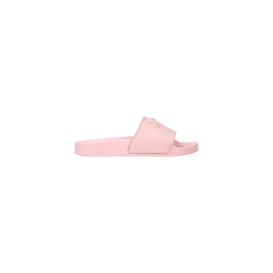 Ciabatte Pinko DILLY 01; 100% PVC. Logo Love Birds in rilievo, fascia ampia, suola anatomica. Slide donna eleganti, impermeabili e confortevoli per l'estate 2026. Colore rosa 