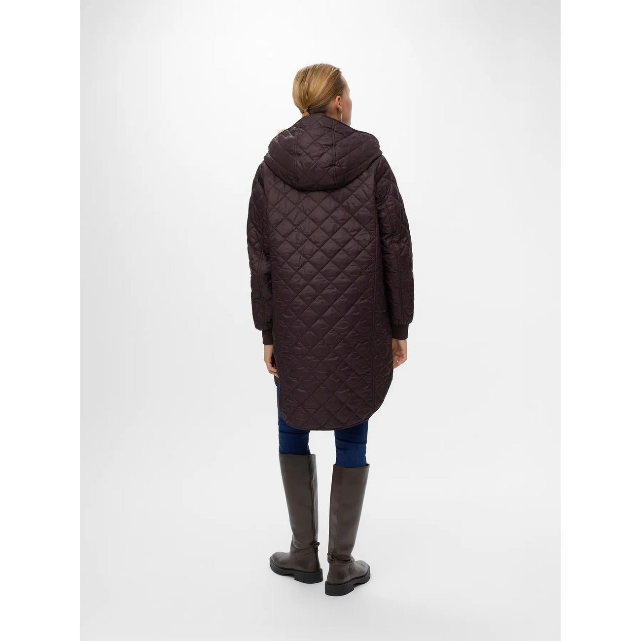Giambotto donna Vero Moda marrone cioccolato 10252112. Cappotto corto leggero con cappuccio e bottoni automatici, giacca mezza stagione imbottita con polsini a coste, abbigliamento donna autunno invern