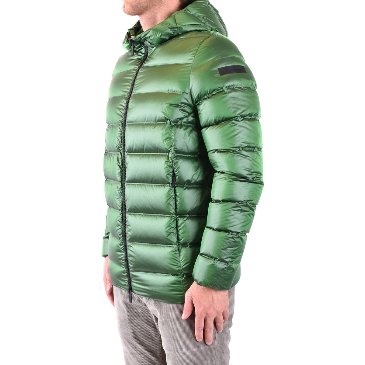 Piumino RRD Puffy Green Down Jacket uomo verde smeraldo V_29834. Giubbotto imbottito con cappuccio da uomo con trapuntatura orizzontale, collo alto e cerniera lampo, abbigliamento invernale da uomo.