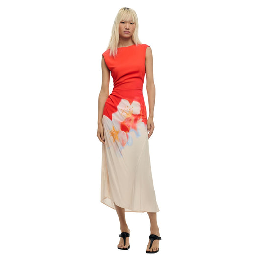 Abito Midi Barcellona SS26; Viscosa EcoVero™. Senza maniche, drappeggio in vita, vestibilità regular. Abito donna elegante, sostenibile ed elasticizzato per eventi e cocktail. Vista frontale 