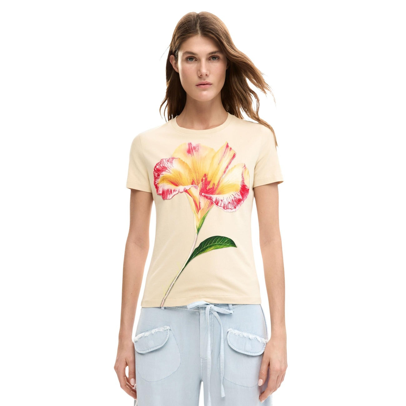 T-shirt Desigual LARGE FLOWER con stampa floreale beige. 
Vista frontale 