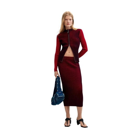 Giacca in maglia Desigual Jers Bloody rossa donna JERS_BLOODY. Maglia slim fit bicolore rossa in viscosa ecologica Lenzing EcoVero con collo alto zippato, zip metallica frontale e tessuto cangiante, abbigliamento donna autunno inverno.