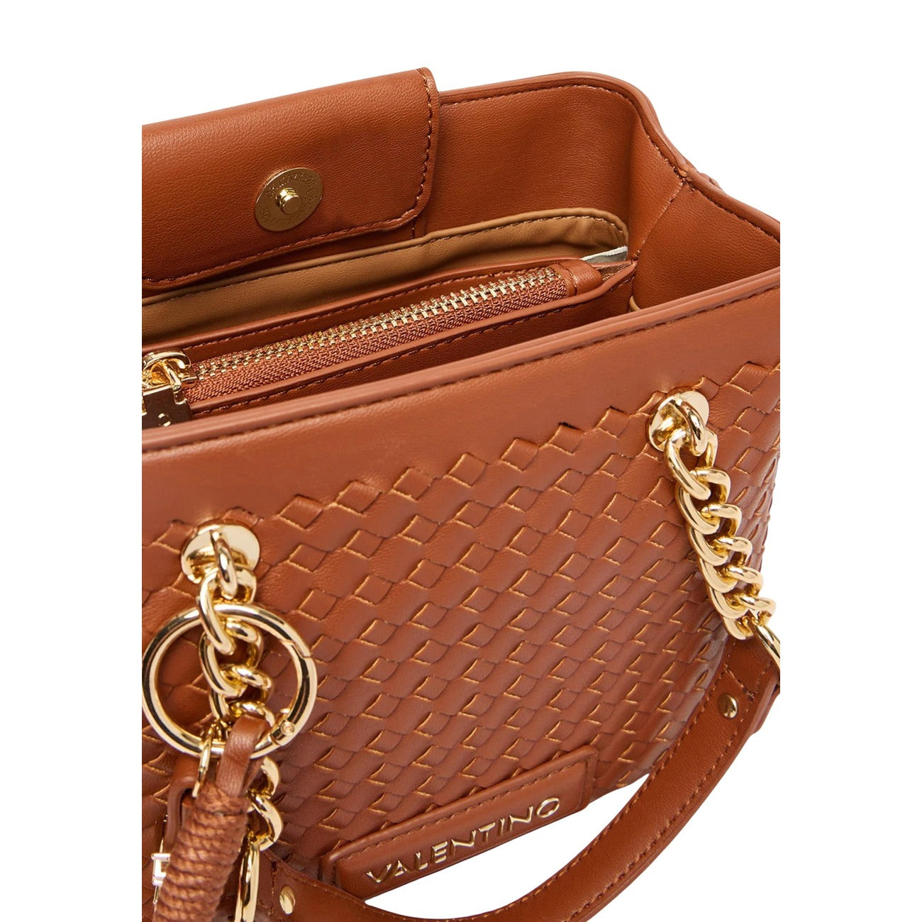 Borsa Piccola Marrone Donna Valentino Bags Gea; Misure 13x25x13 cm. Tessuto 100% poliuretano intrecciato a rilievo con doppi manici, tracolla rimovibile e charm logato con perle. Chiusura a zip, stile elegante 4 stagioni. Dettagli 