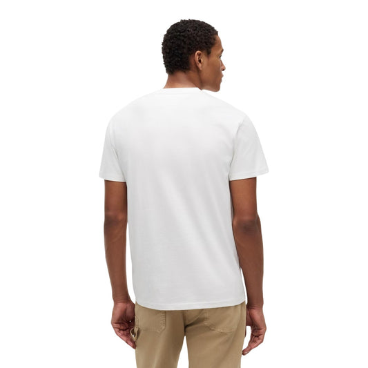 T-shirt Bianca Tommy Jeans; Logo Print. 100% Cotone Rigenerato. Vestibilità regolare, traspirante e sostenibile. Il basic immancabile del guardaroba maschile. Posteriore 