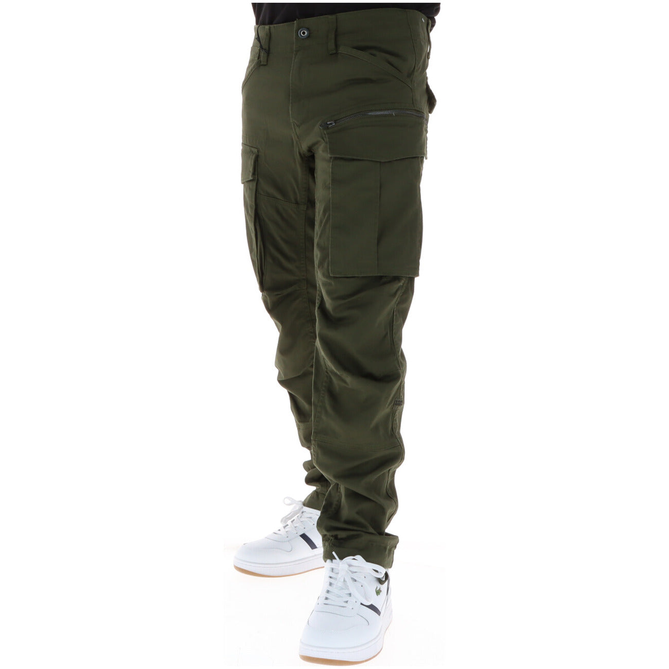 G-STAR Tapered Cargo Verde Scuro; vita bassa, multitasche, chiusura lampo. Lo stile utility-urban definitivo in puro cotone.